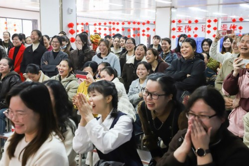 双蚁药业2025年度工作总结暨2026年新春团拜会圆满落幕！