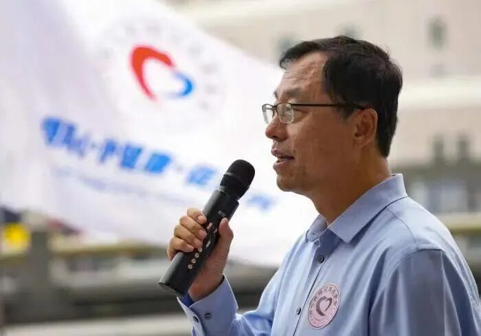 步长制药终身荣誉董事长赵步长教授：把共铸中国心活动进行到底！