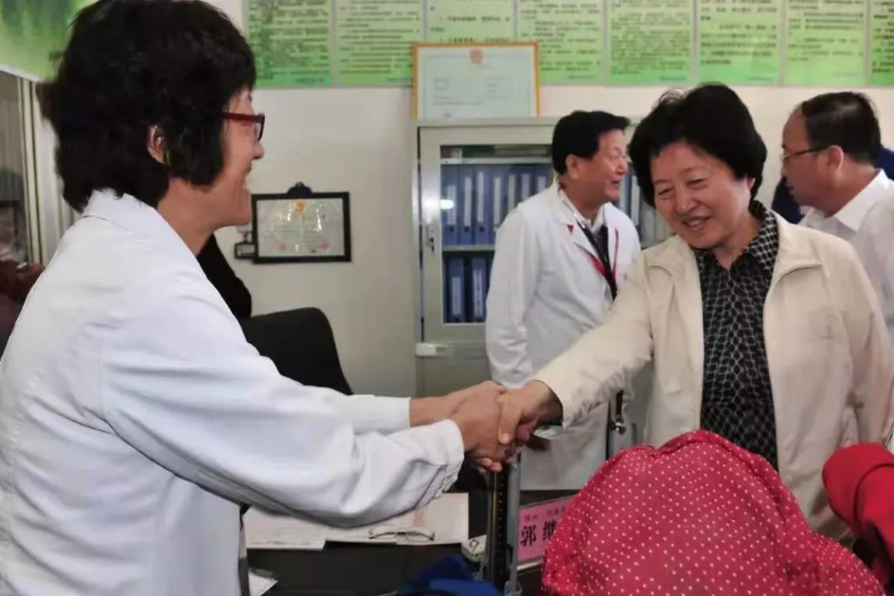 步长制药终身荣誉董事长赵步长教授：把共铸中国心活动进行到底！